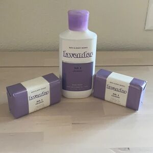 Bath & Body Works Lavender body wash & (2) shea butter cleansing bar